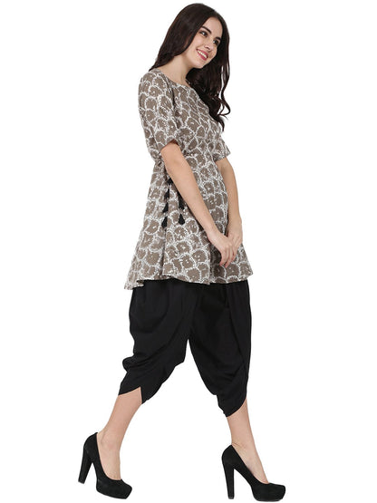 Women's Grey Printed Half Sleeve Anarkali Kurta With Black Ankle Length Dhoti