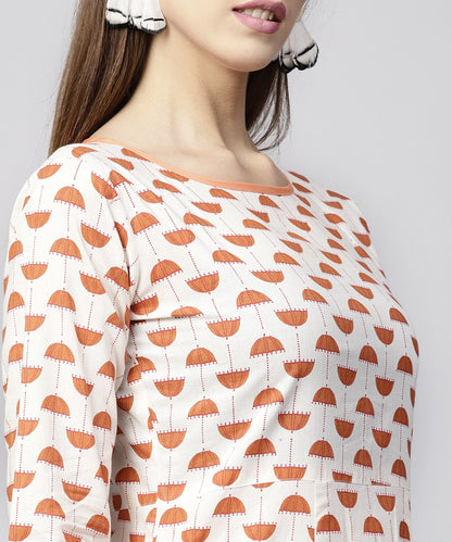 Women's Off White Printed 3/4Th Sleeve Cotton Kurta With Ankle Length Flared Skirt