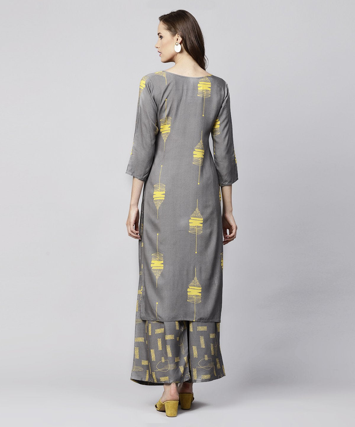 Women's Grey Printed 3/4Th Sleeve Cotton Kurta With Grey Printed Pallazo