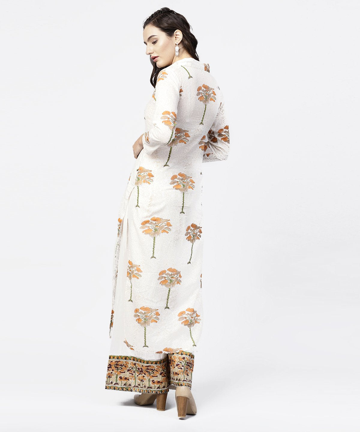 Women's Off White Printed 3/4Th Sleeve Straight Kurta With Printed Palazzo Set