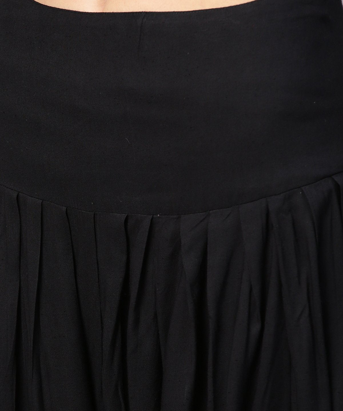 Women's Black Printed Palazzo Saree With 3/4Th Sleeve Round Neck Blouse