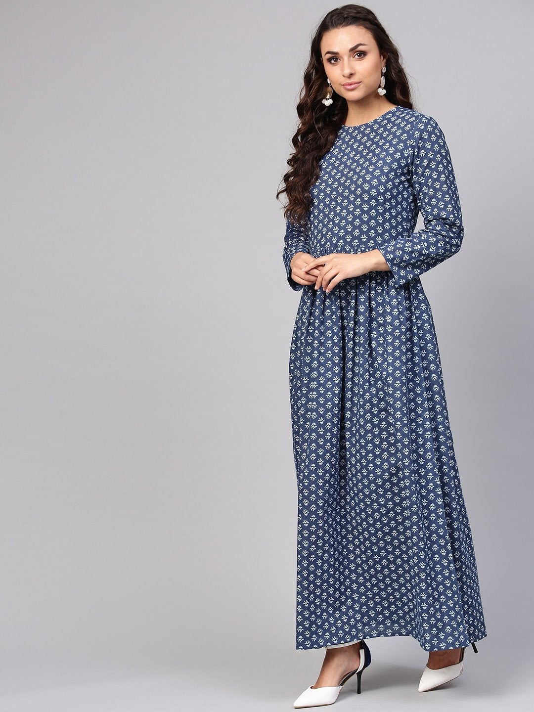 Women's Navy Blue Printed Maxi Dress With Round Neck & Full Sleeves