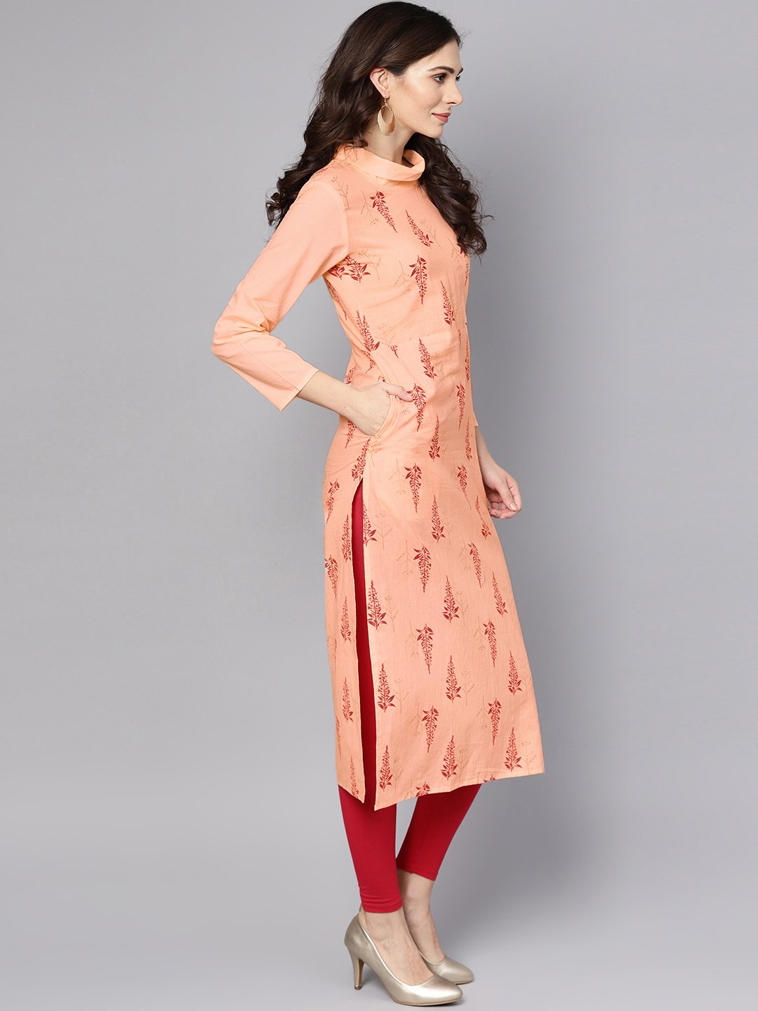 Women's Closed Neck Solid Peach 3/4Th Sleeve Cotton Straight Kurta