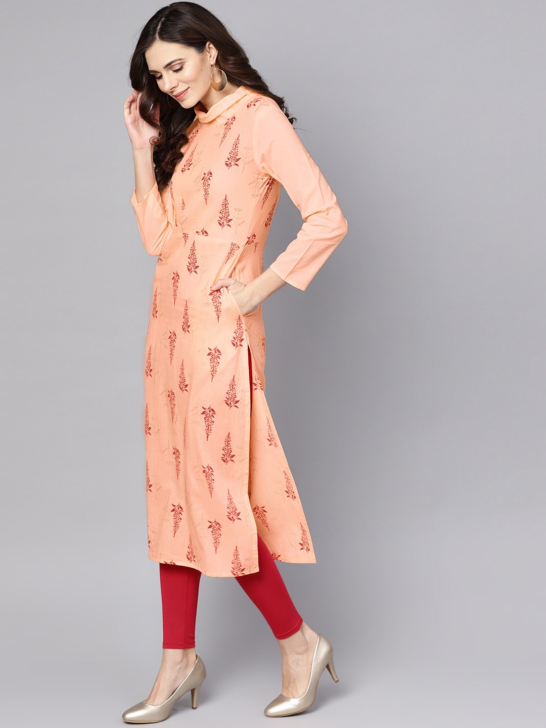 Women's Closed Neck Solid Peach 3/4Th Sleeve Cotton Straight Kurta