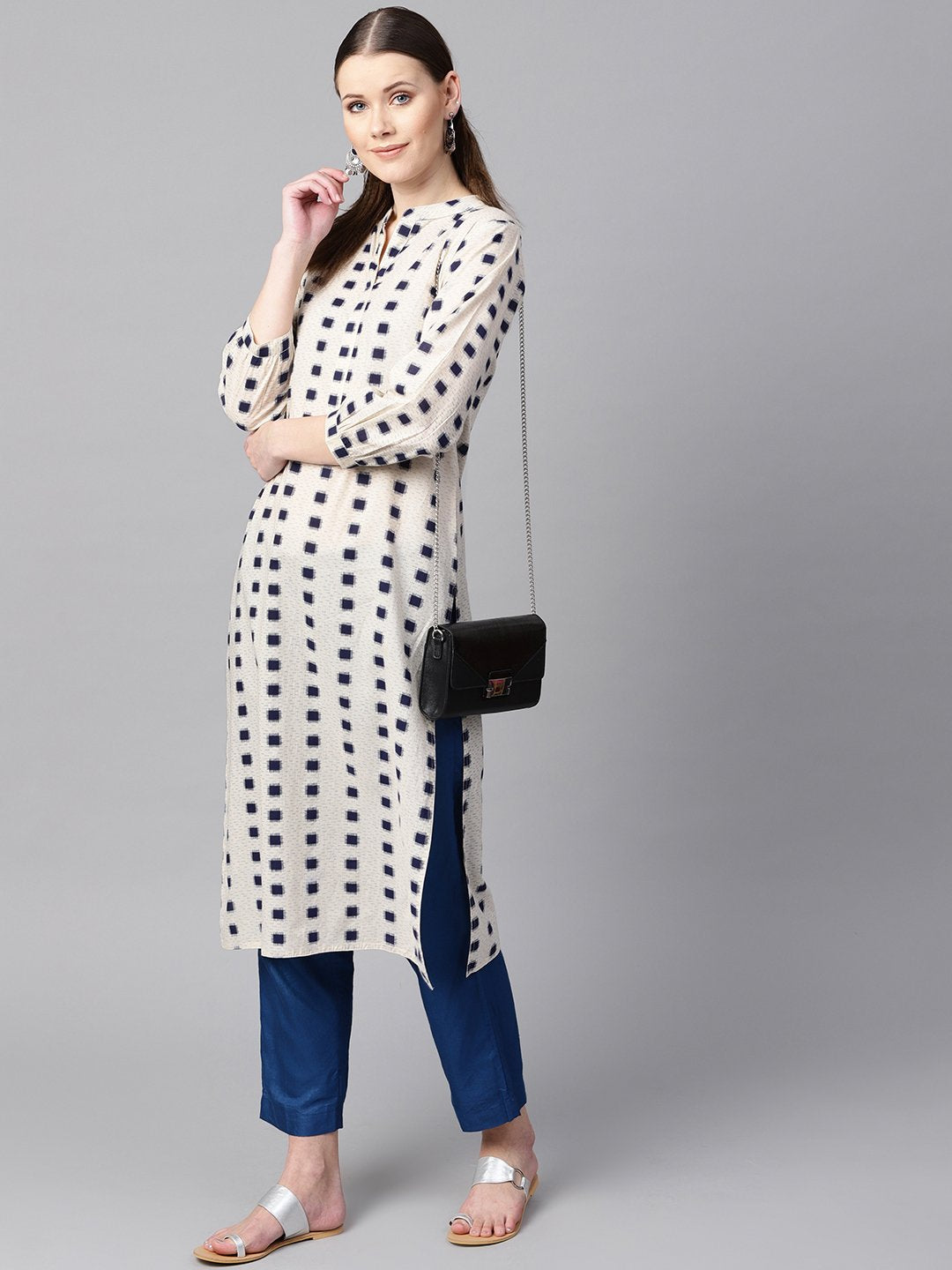 Women's Beige Geometric Printed Cotton Straight Kurta