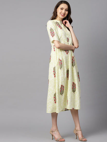Women's Floral Printed Dress With Side Pleats