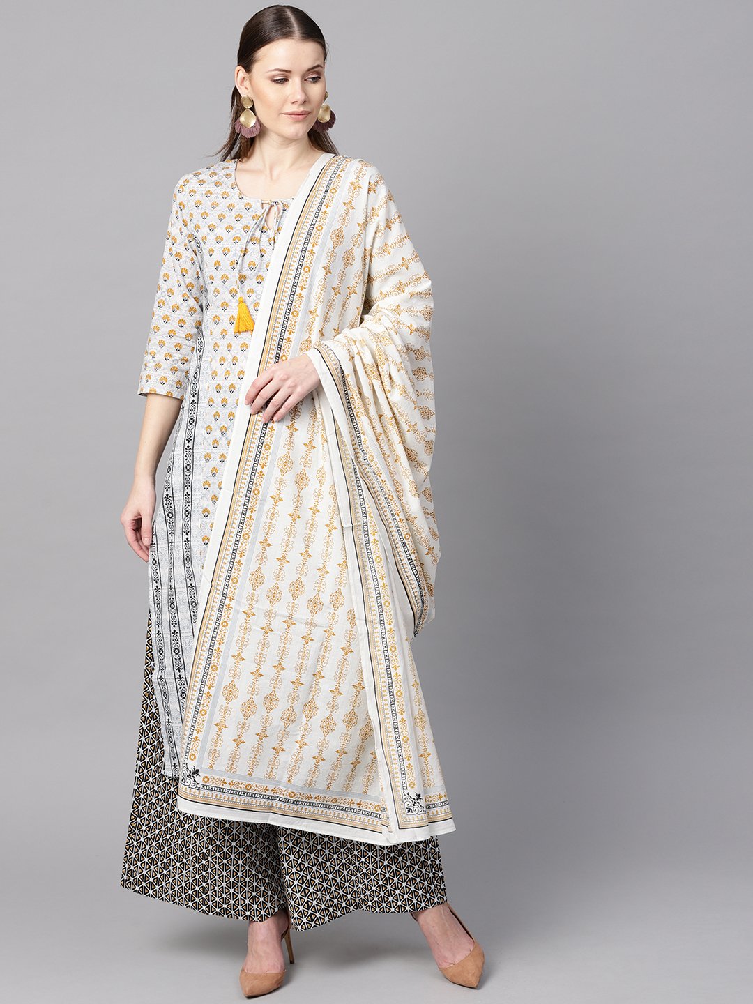 Women's Light Grey Printed Round Neck With Slit And Hangings 3/4Th Sleeve Straight Panneled Kurta With Printed Palazzo And Printed Dupatta.