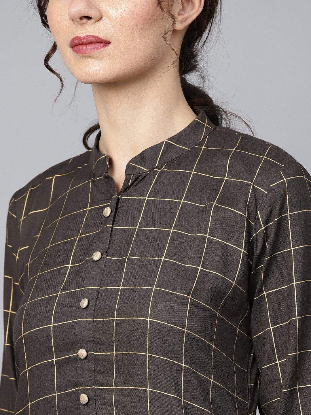 Women's Black Checkered Gold Printed 3/4Th Sleeve Chinese Collared Button Detailing Kurta With Solid Sharara