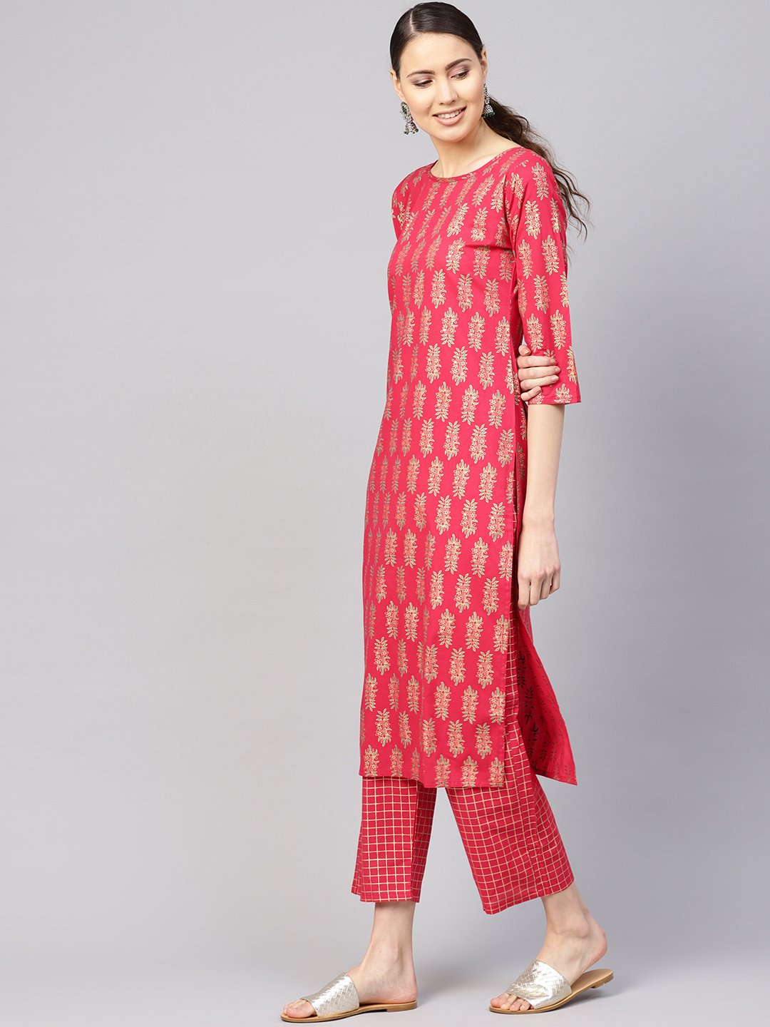 Women's Red & Golden Printed Kurta With Trousers