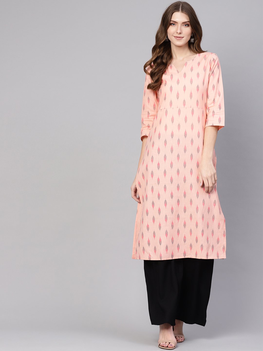 Women's Peach-Coloured & Black Ikat Print Straight Kurta