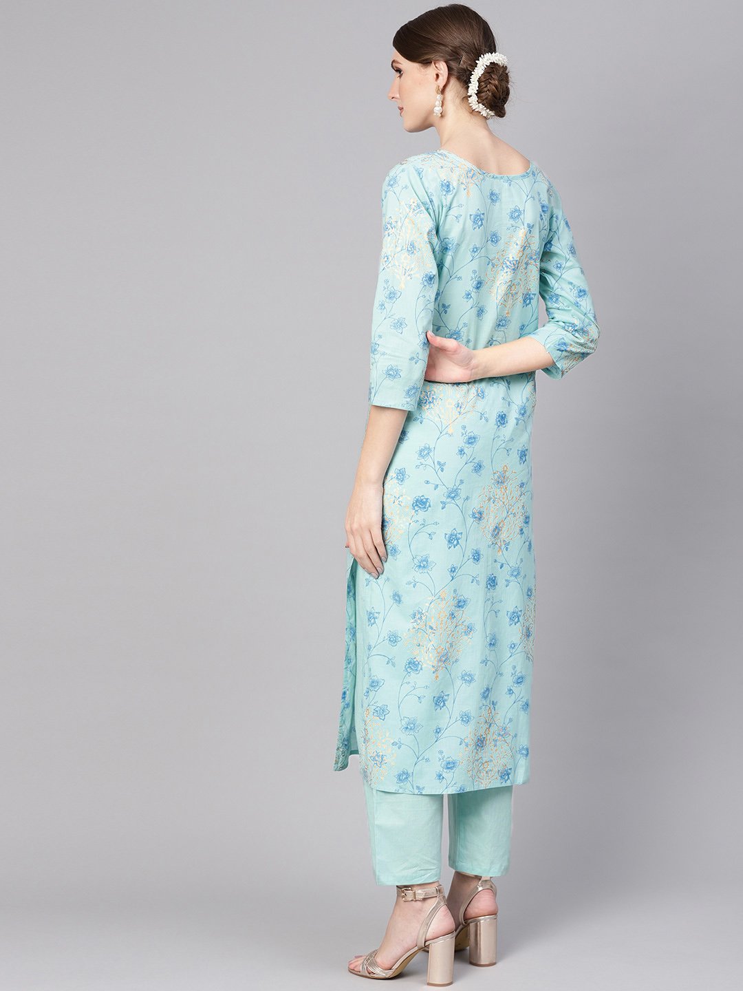 Women's Blue Printed Kurta With Trousers