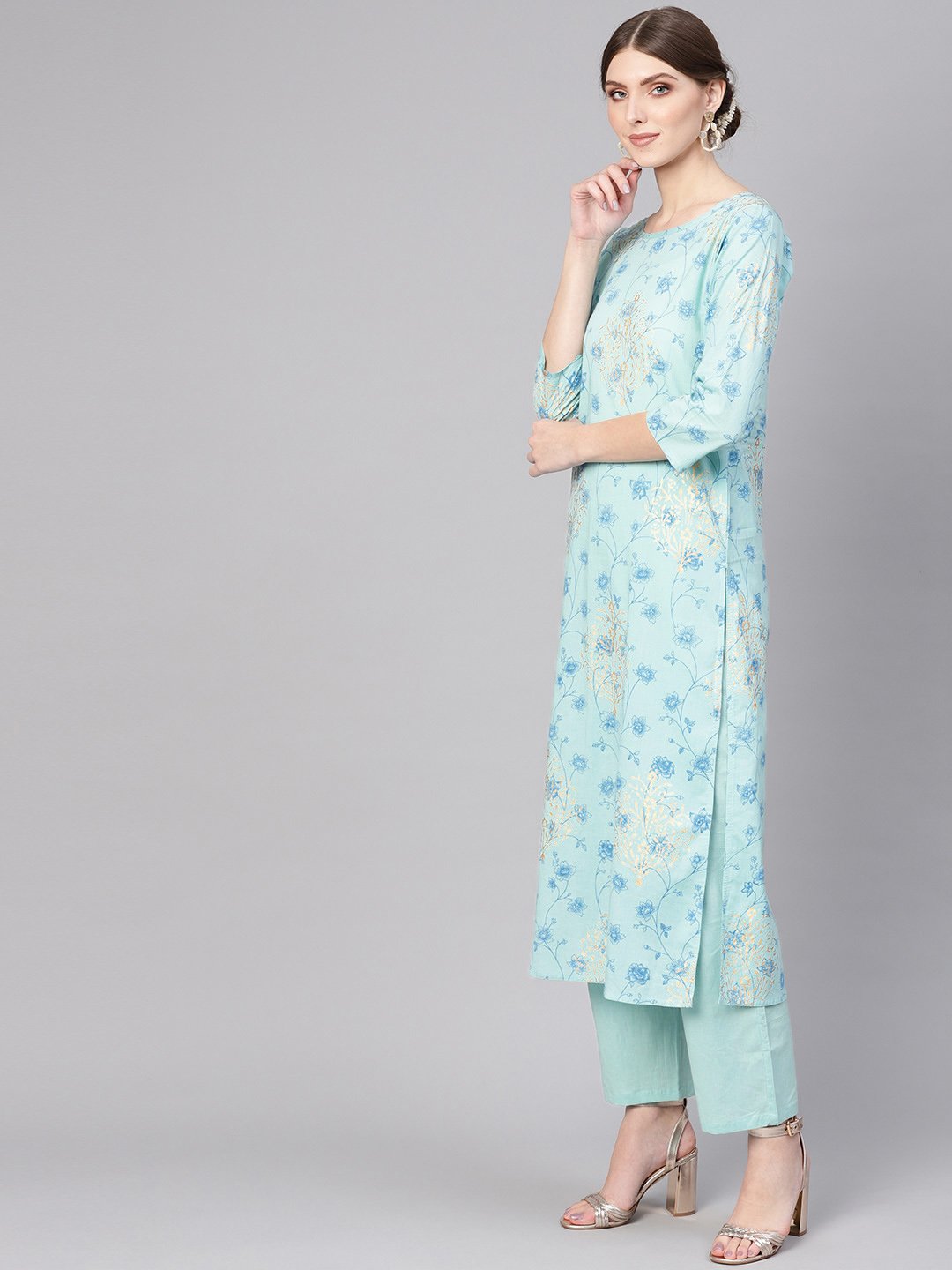 Women's Blue Printed Kurta With Trousers