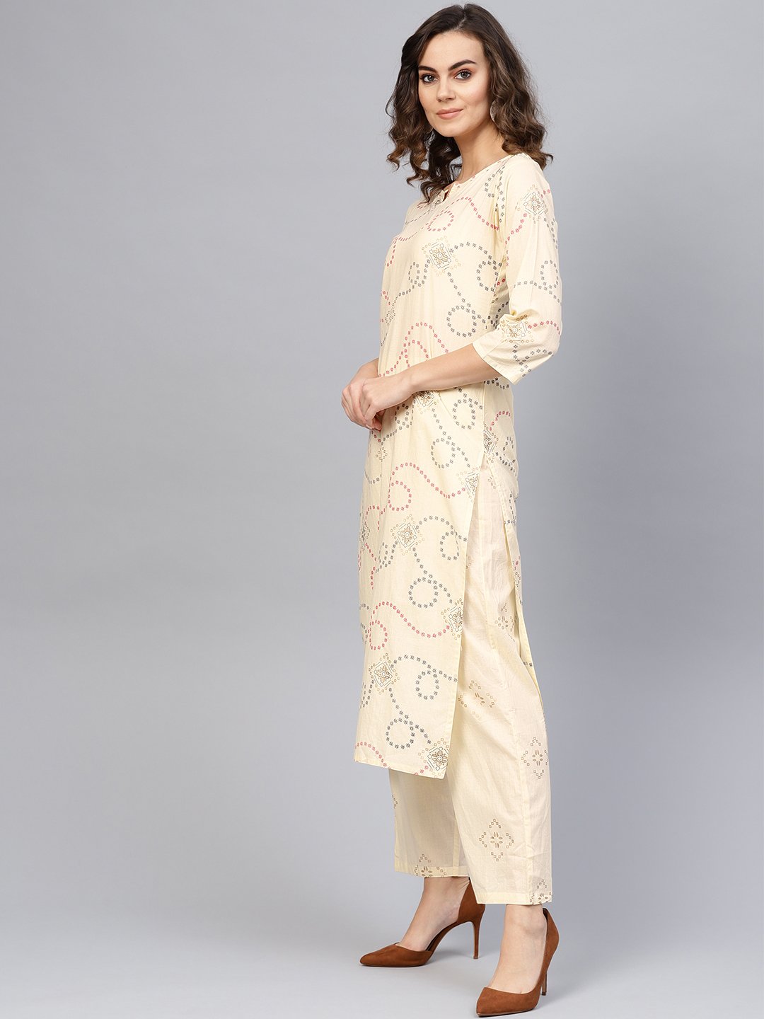 Women's Cream-Coloured & Red Printed Kurta With Trousers