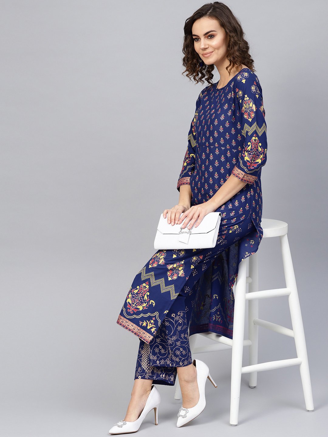 Women's Blue & Golden Printed Kurta With Trousers