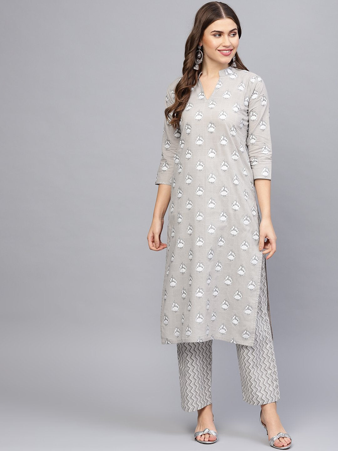 Women's Grey & Off-White Printed Kurta With Trousers