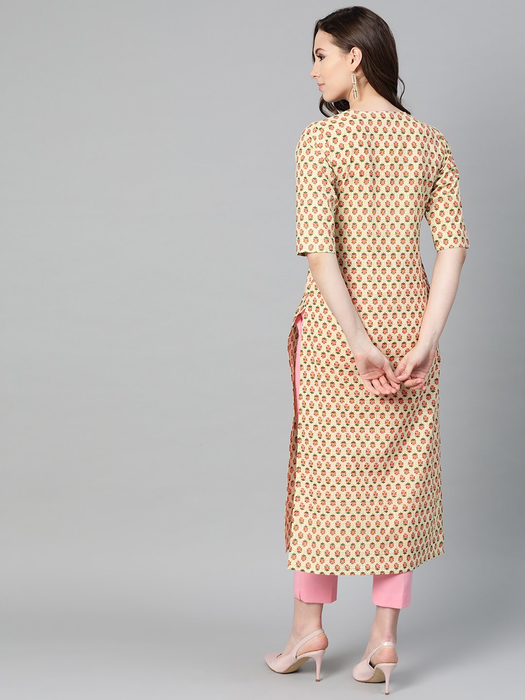 Women's Beige With Multi Floral Printed Kurta With Buttons Detailing