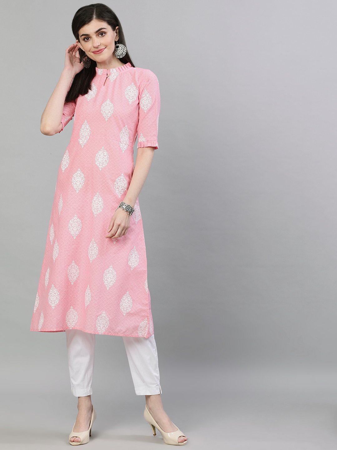 Women's Pink & White Printed Straight Kurta