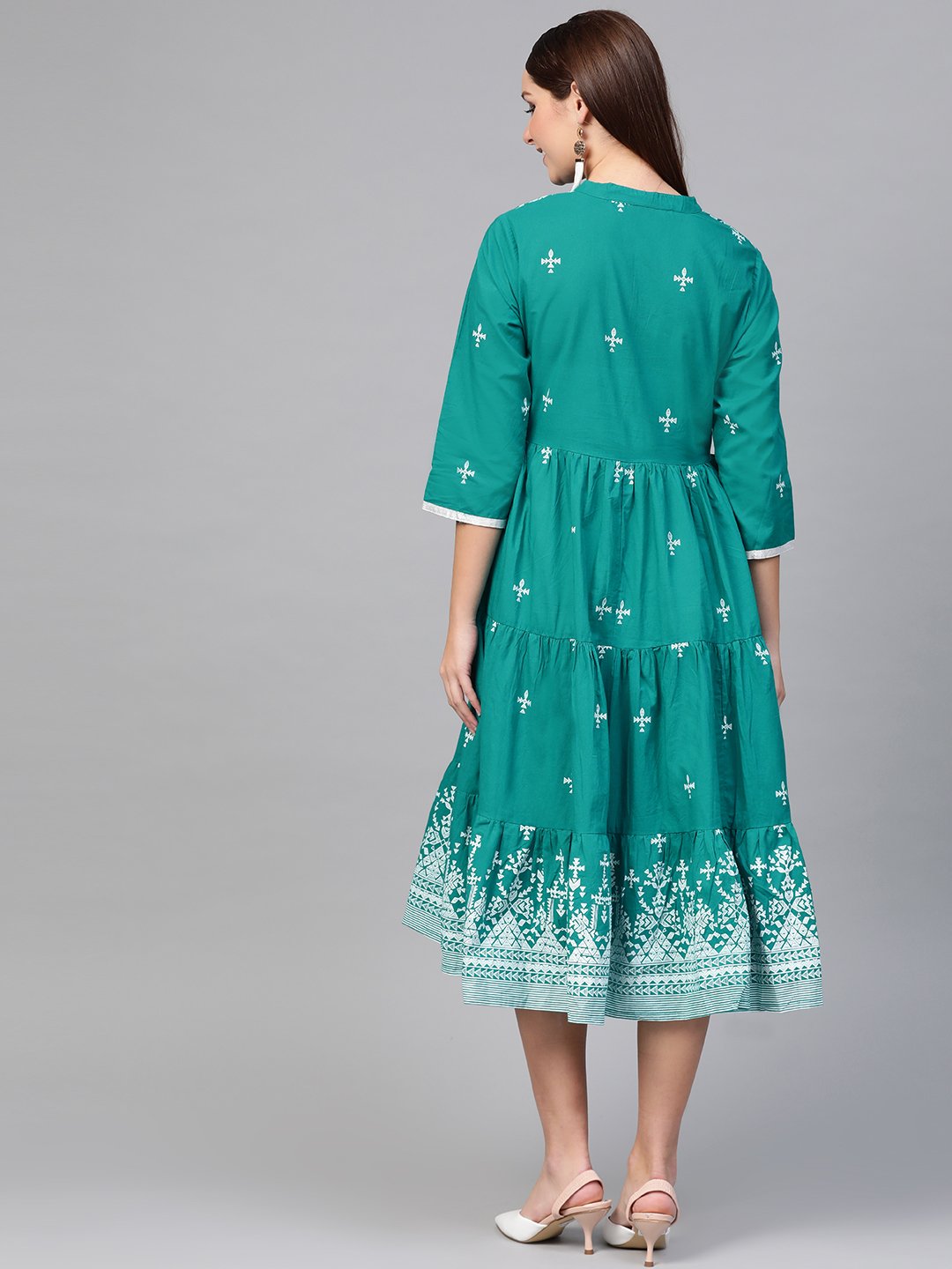Women's Nayo Green & White Tribal Printed Fit And Flare Dress