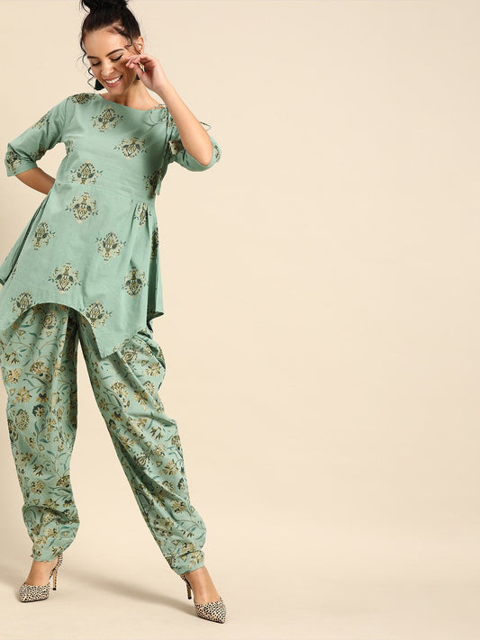 Women's Nayo Blue Three-Quarter Sleeves Asymmetric Peplum Kurta With Dhoti Pants