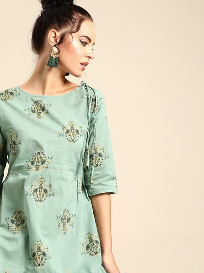 Women's Nayo Blue Three-Quarter Sleeves Asymmetric Peplum Kurta With Dhoti Pants