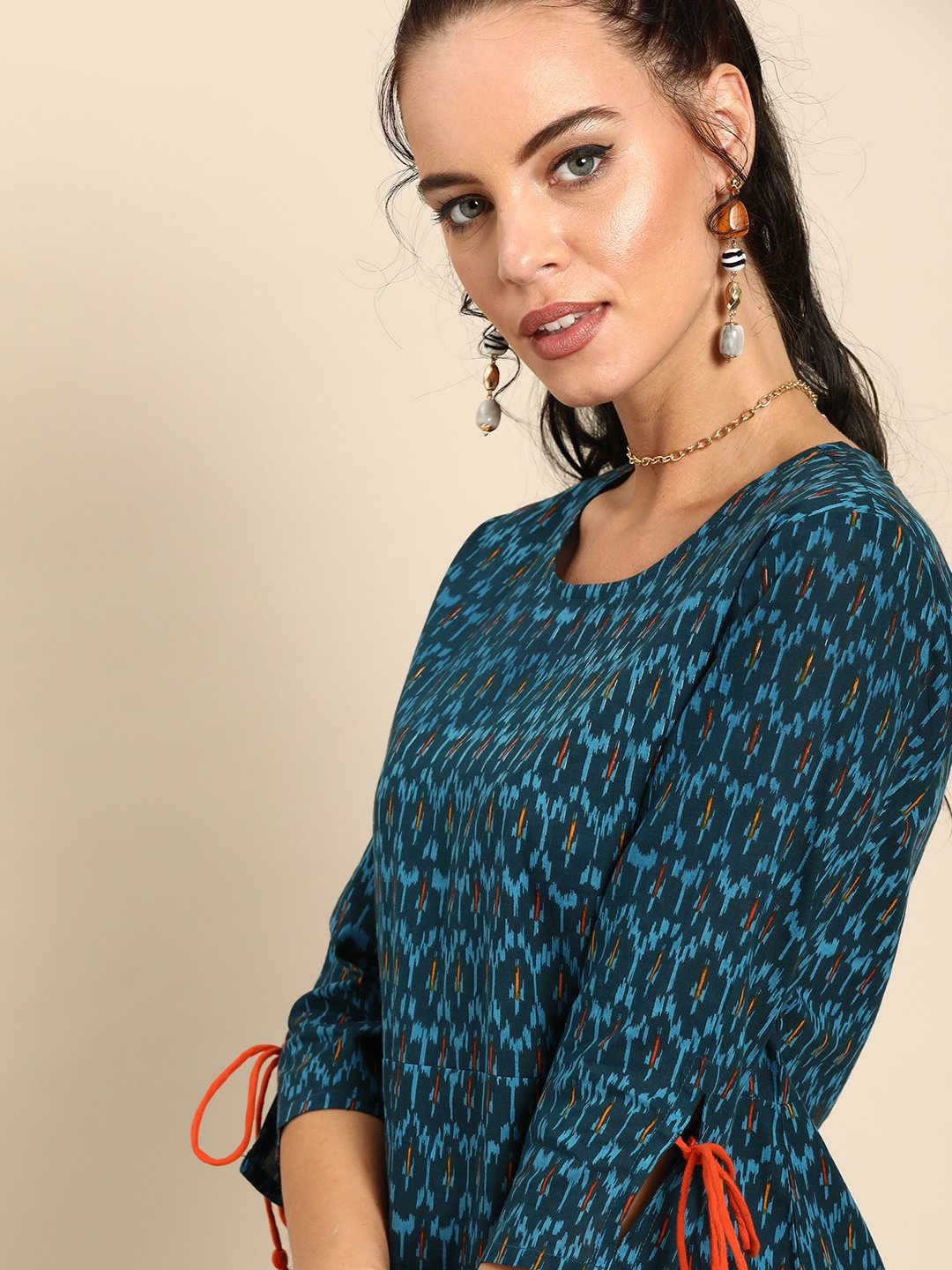 Women's Nayo Blue Calf Length Three-Quarter Sleeves Straight Geometric Printed Cotton Kurta