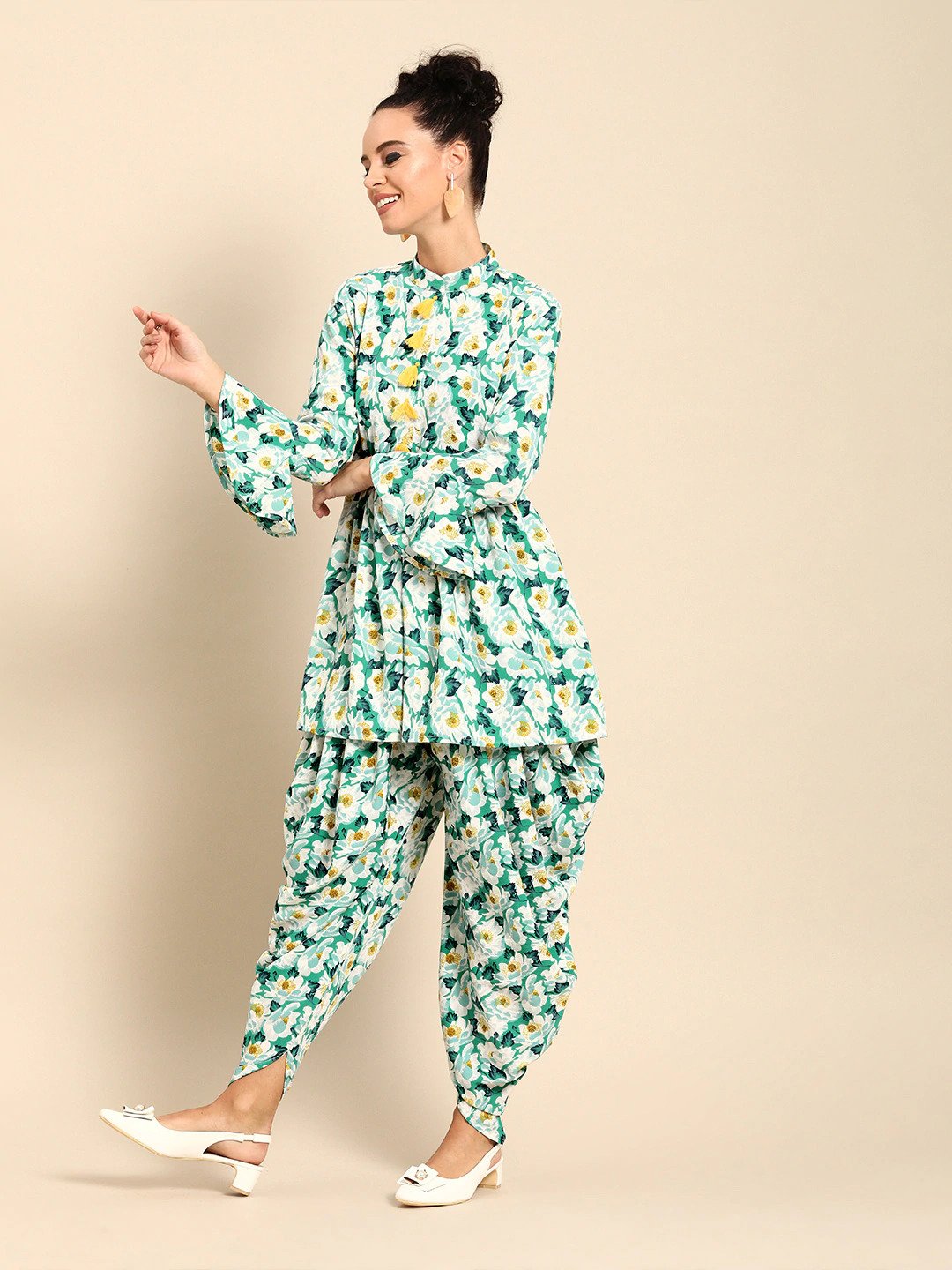 Women's Green & White Printed Kurta With Dhoti Pants