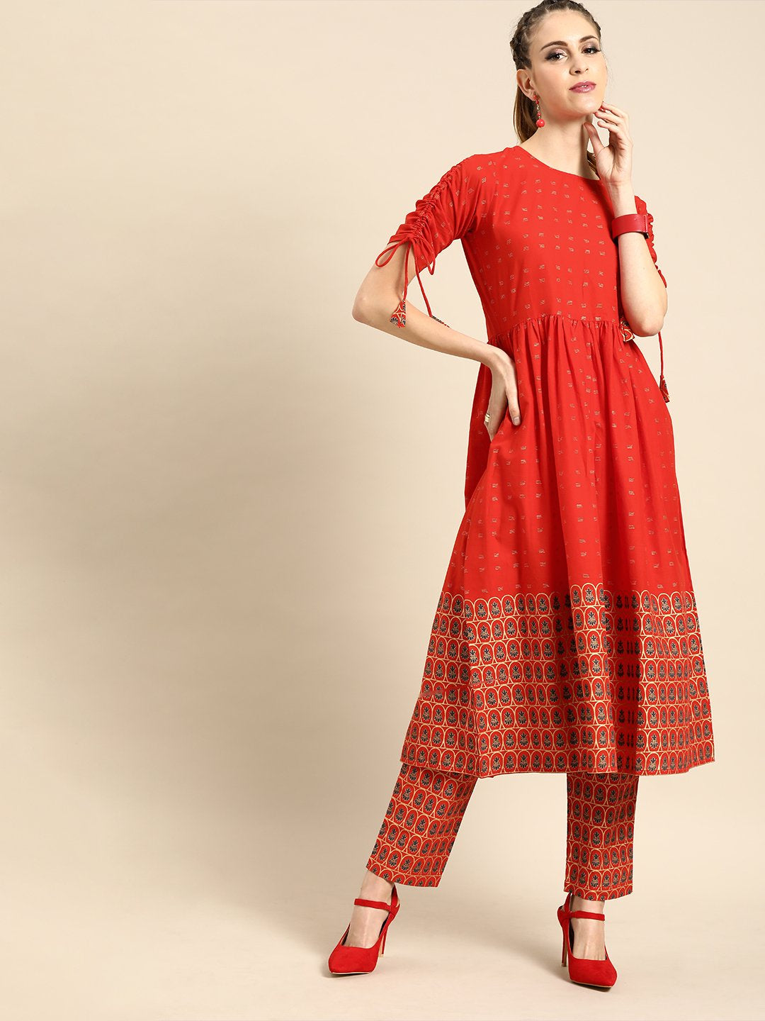 Women's Nayo Red Short Sleeves Flared Gathered Kurta With Palazzo
