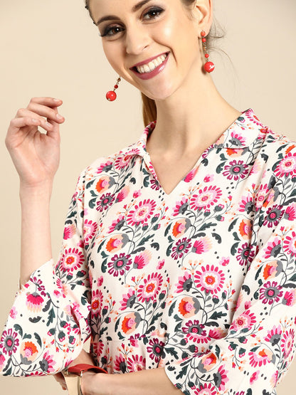 Women's Nayo White Three-Quarter Sleeves Flared Kurta Set