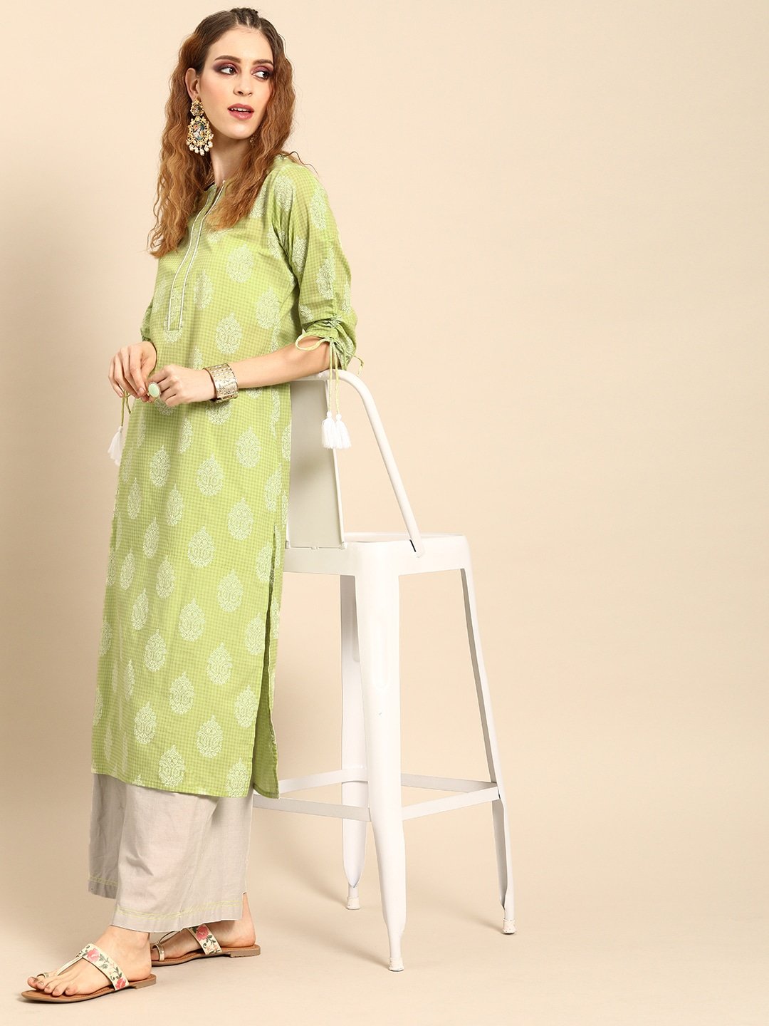 Women's Pistachio Green Calf Length Three-Quarter Sleeves Straight Ethnic Motifs Printed Cotton Kurta