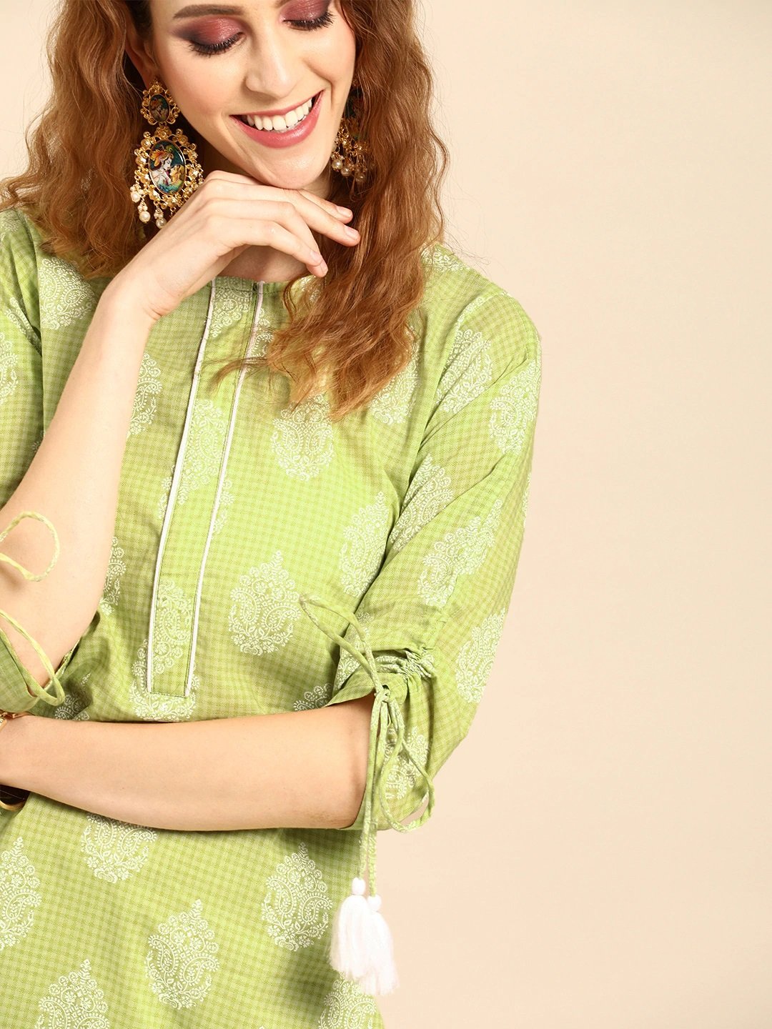 Women's Pistachio Green Calf Length Three-Quarter Sleeves Straight Ethnic Motifs Printed Cotton Kurta