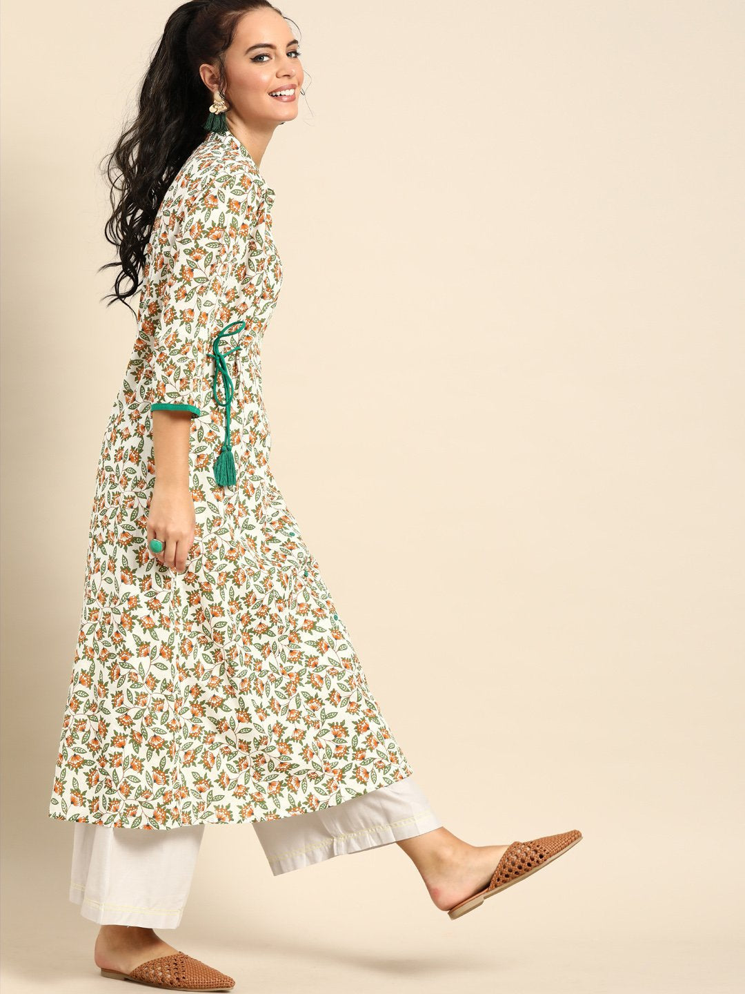 Women's Nayo Off White Calf Length Three-Quarter Sleeves A-Line Floral Printed Cotton Kurta