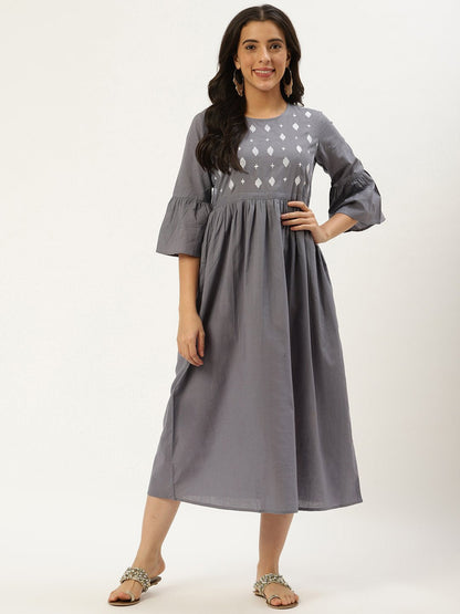 Women's Grey Solid Solid Round Neck Cotton A-Line Dress