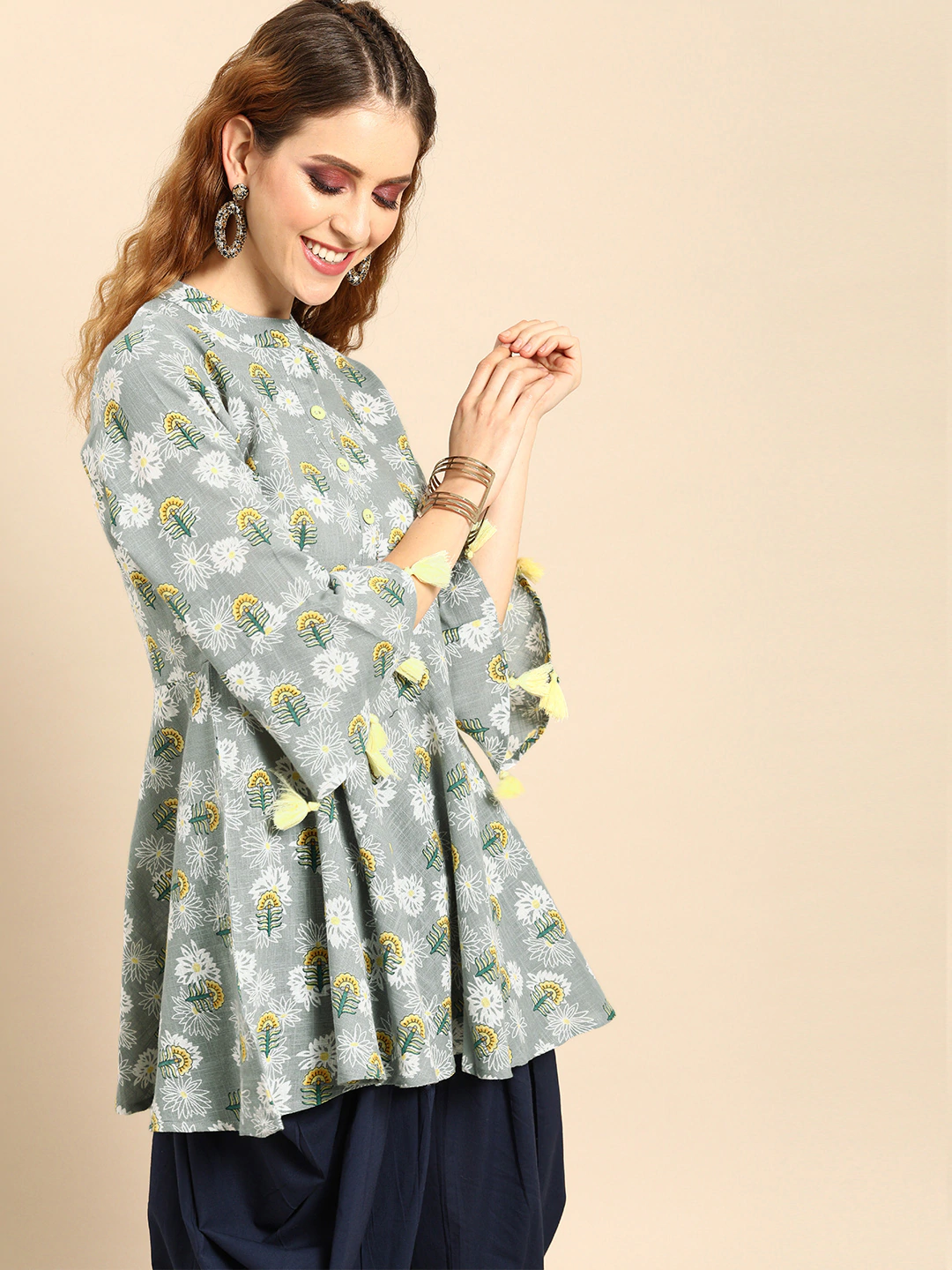 Women's Grey  Printed Flared Floral Knitted Cotton Kurti