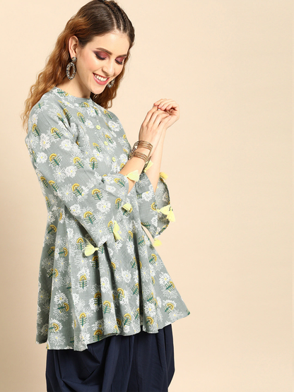 Women's Grey  Printed Flared Floral Knitted Cotton Kurti