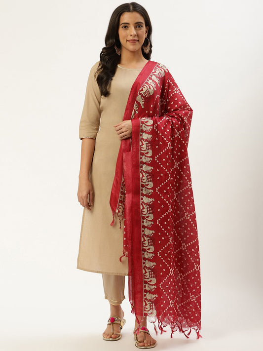 Women's Beige Three-Quarter Sleeves Straight Kurta And Trouser Pant Set