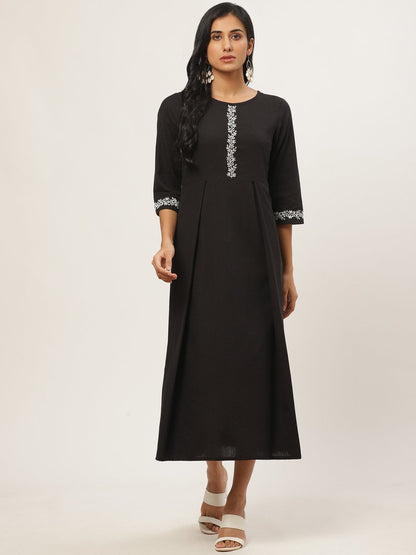 Women's Black Solid Solid Round Neck Cotton Fit And Flare Dress