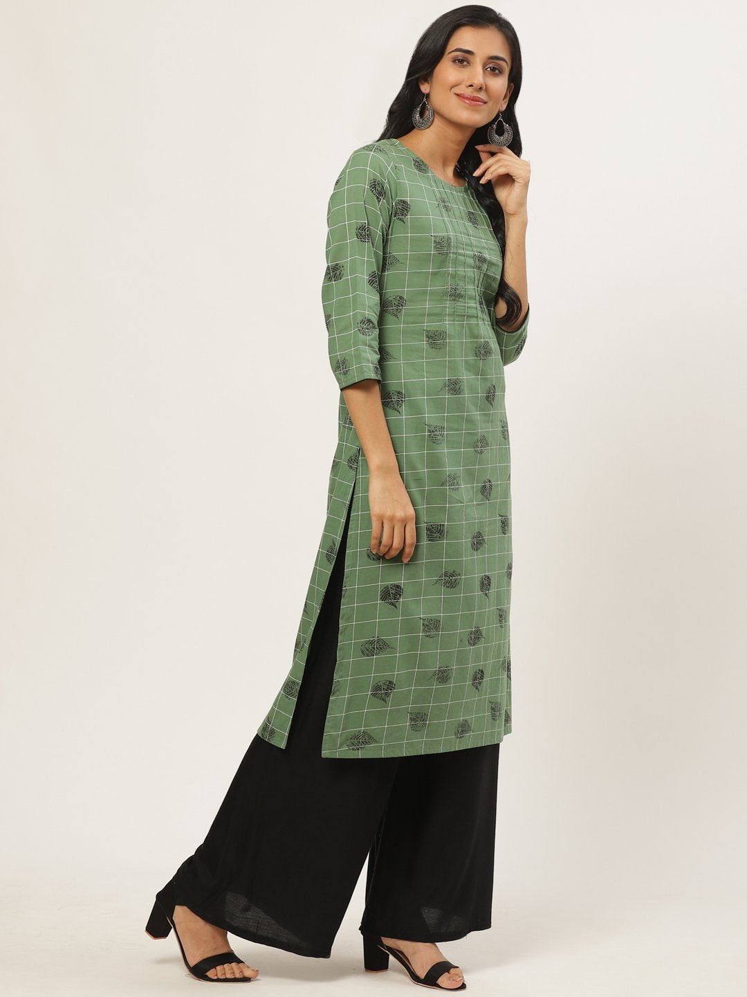 Women's Green Calf Length Three-Quarter Sleeves Straight Ethnic Motifs Yoke Design Cotton Kurta
