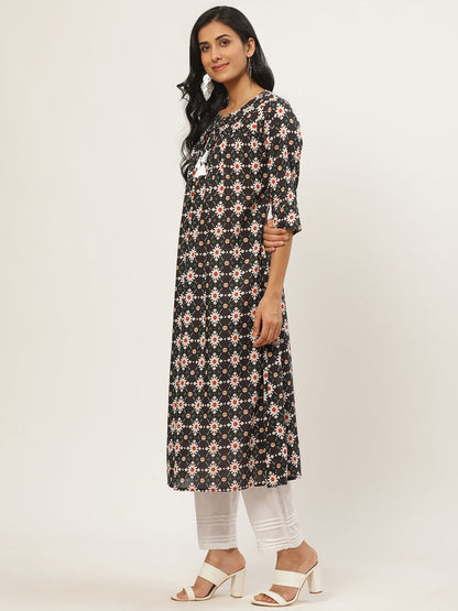 Women's Black Three-Quarter Sleeves Flared Kurta With Trouser