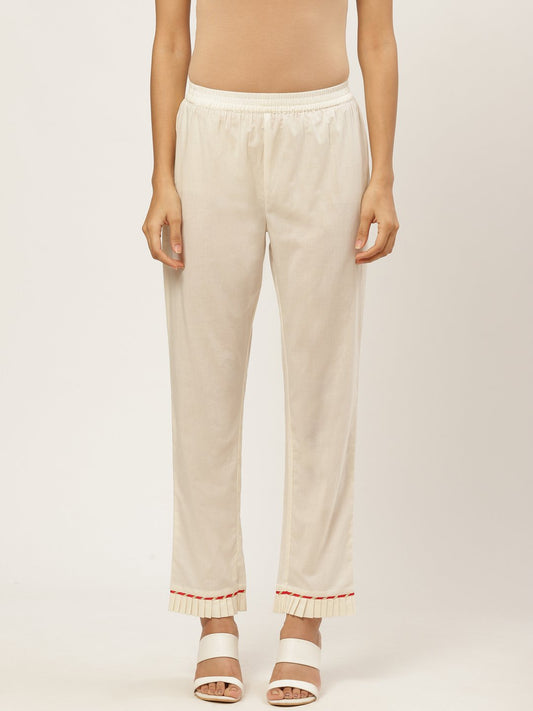 Women's Off White Solid Trouser