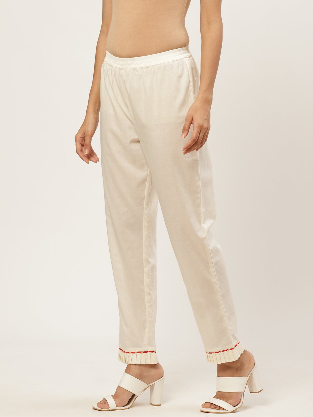 Women's Off White Solid Trouser