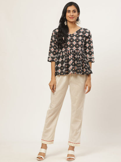 Women's Off White Solid Trouser