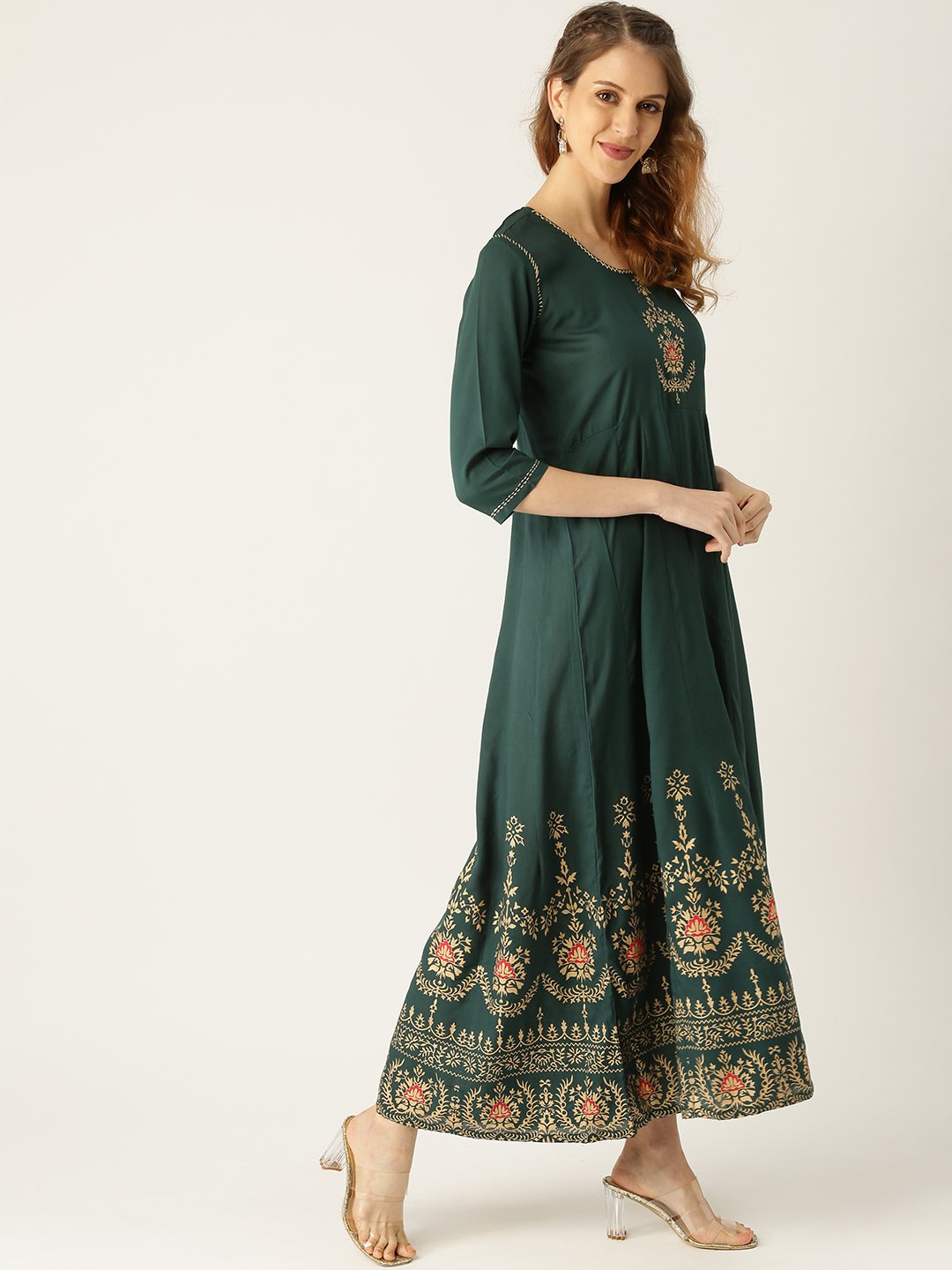 Women's Green Solid Solid Round Neck Viscose Rayon Fit And Flare Dress