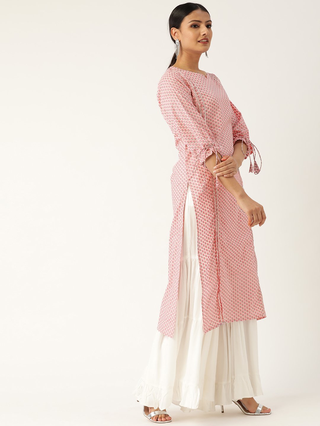 Women's Baby Pink Calf Length Three-Quarter Sleeves Straight Floral Printed Cotton Kurta