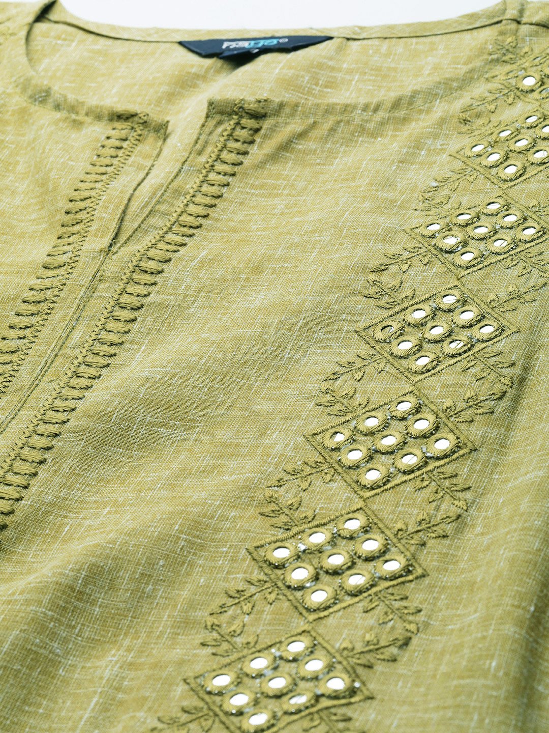 Women's Green Calf Length Three-Quarter Sleeves Straight Solid Embroidered Cotton Kurta