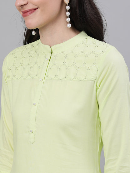 Women's Lime Green Calf Length Three-Quarter Sleeves Straight Solid Solid Viscose Rayon Kurta