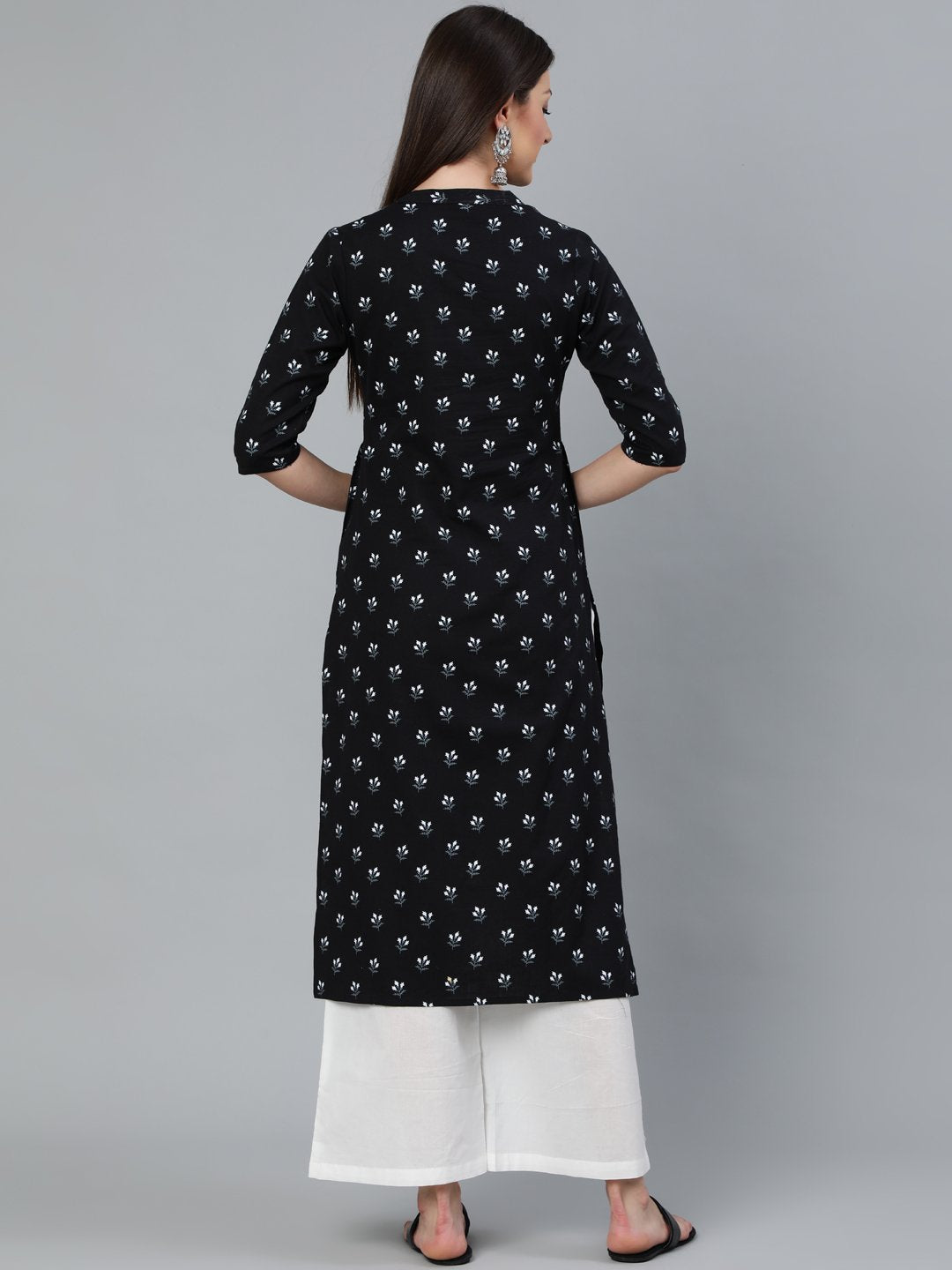Women's Black Floral Printed Straight Kurta With Three Quarter Sleeves