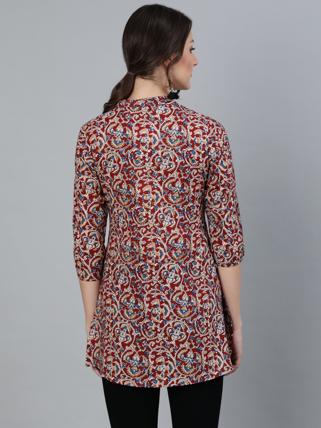 Women's Maroon Printed Tunic With Mandarin Collar & Three Quarter Sleeves