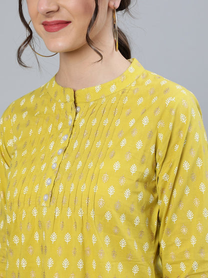 Women's Green Printed Tunic With Mandarin Collar & Three Quarter Sleeves