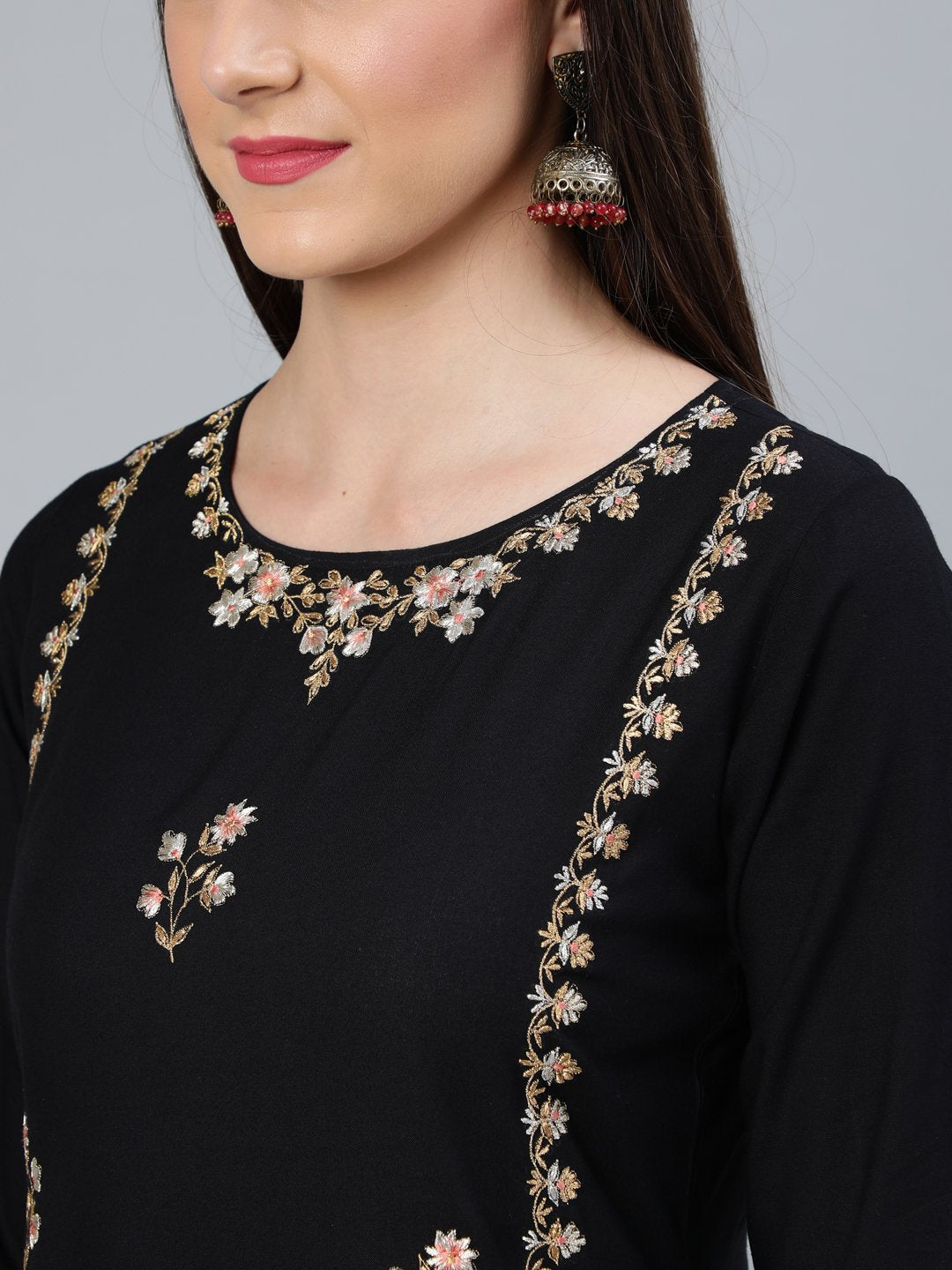 Women's Black & Peach Embroidered Straight Kurta Plazzo & Organza Dupatta