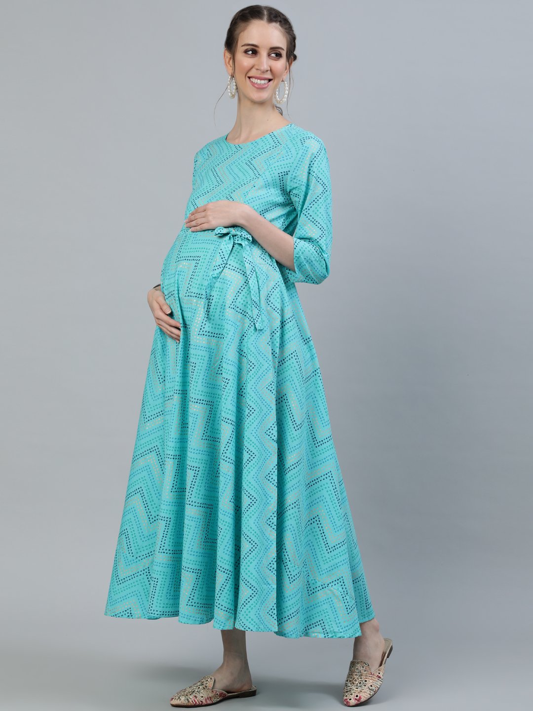 Women's Blue Printed Maternity Dress With Three Quarter Sleeves